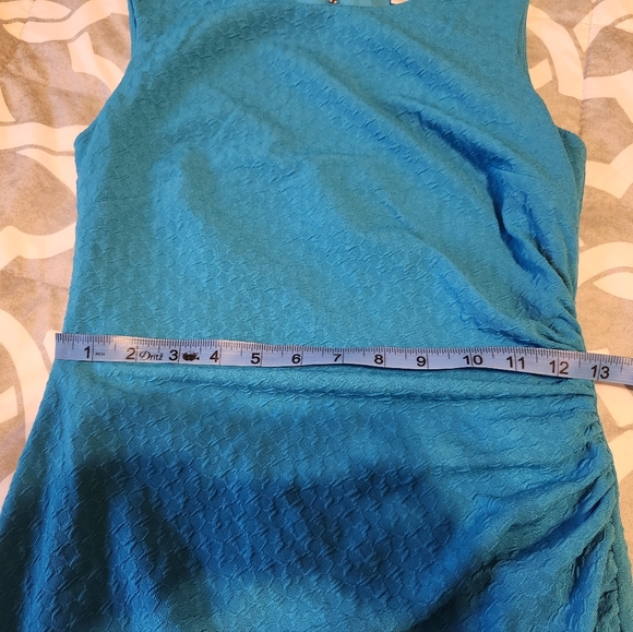 Bisou Bisou Sheath Dress- Size 4 - Picture 11 of 13